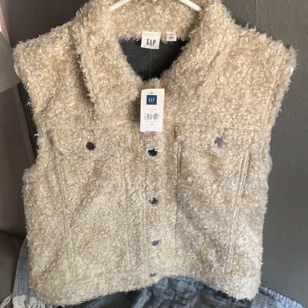 Gap faux fur vest